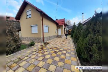 4a3bed1a-0a60-42dd-983a-3442f886416a-Copy-Copy.jpg